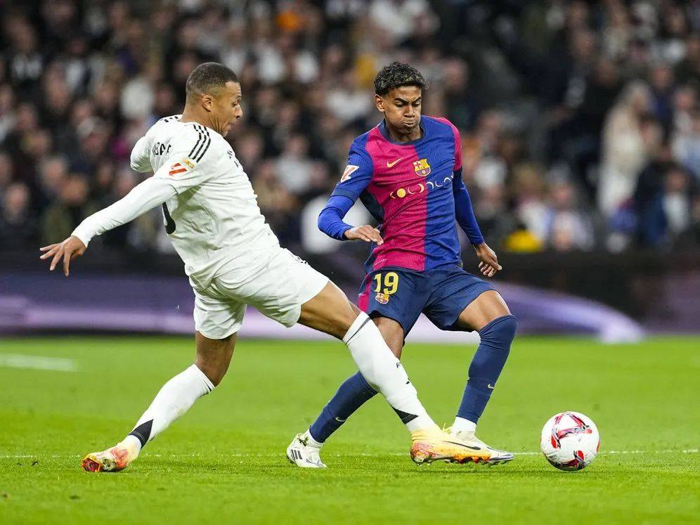 九游体育app-包含赛季末将迎来巴萨对皇马的巅峰对决的词条