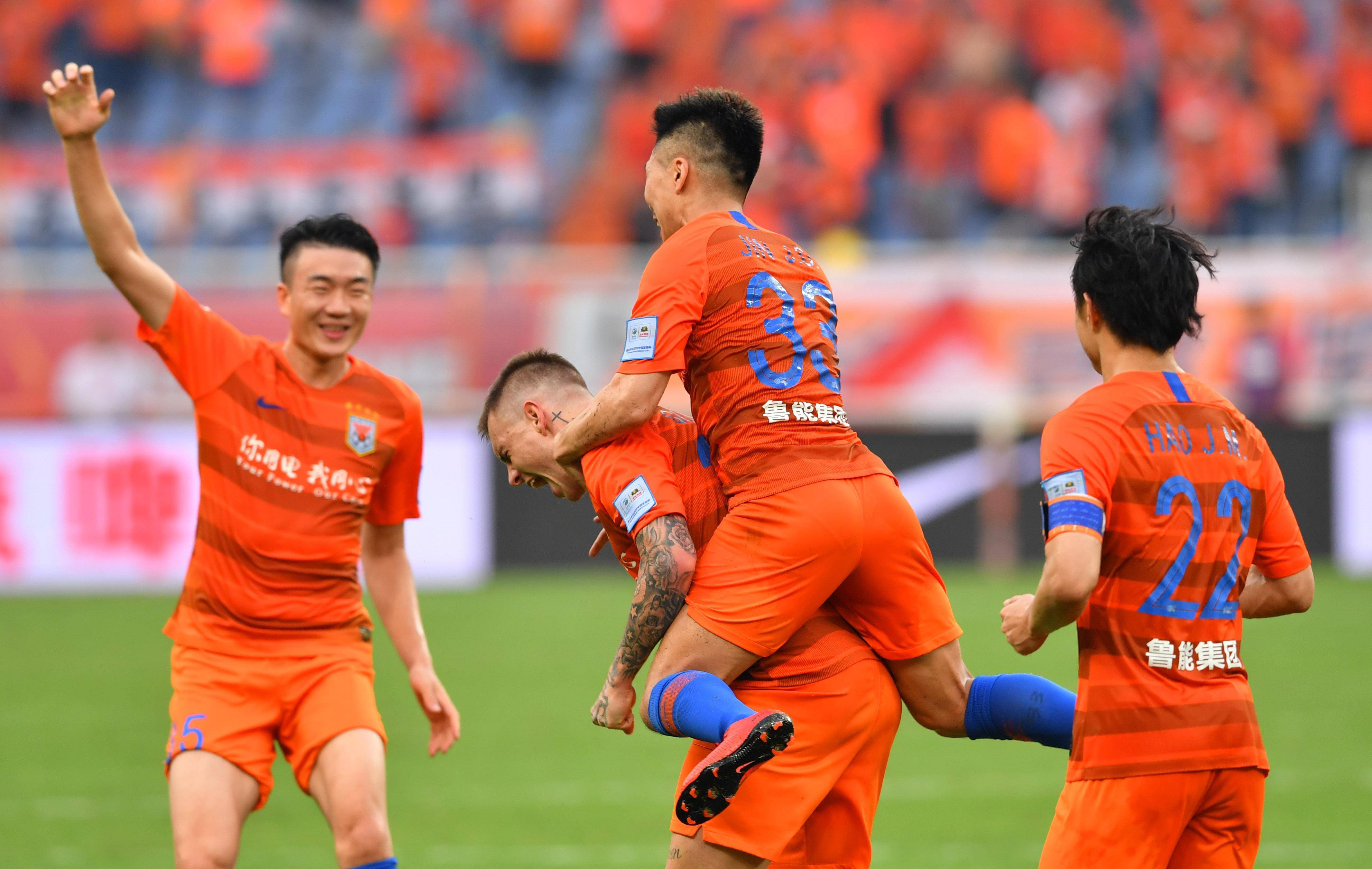 九游体育app下载-鲁能主场告负，亚冠成绩不佳