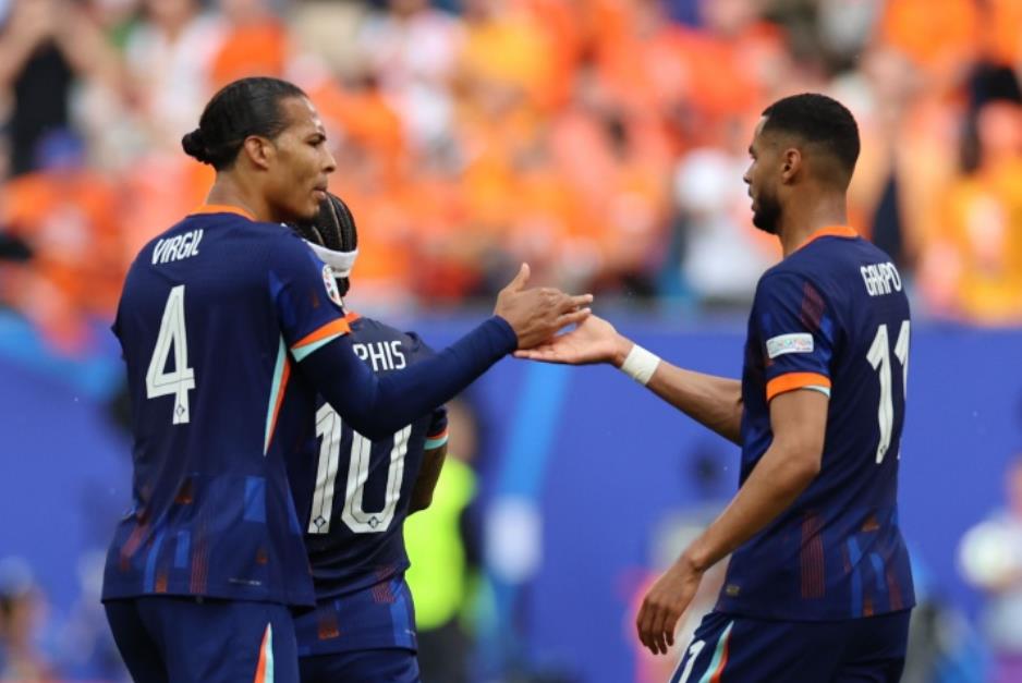 包含斯洛文尼亚队力克奥地利队英格兰队惨败瑞士队的词条