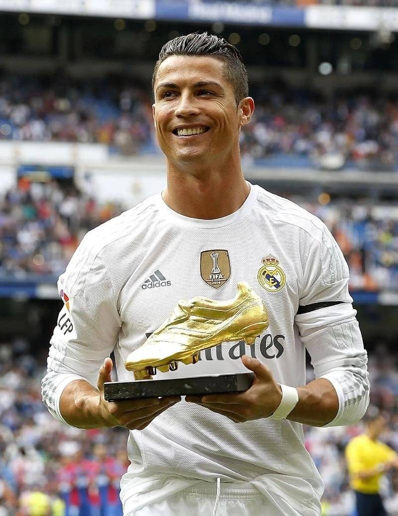 包含C罗独中两元，尤文不敌反超的词条