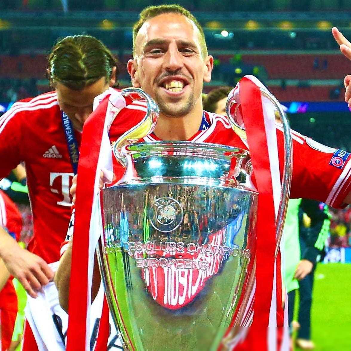 圣埃蒂安主帅托洛伊关注球员身体状态的简单介绍 圣埃蒂安主帅托洛伊关注球员身体状态的简单介绍