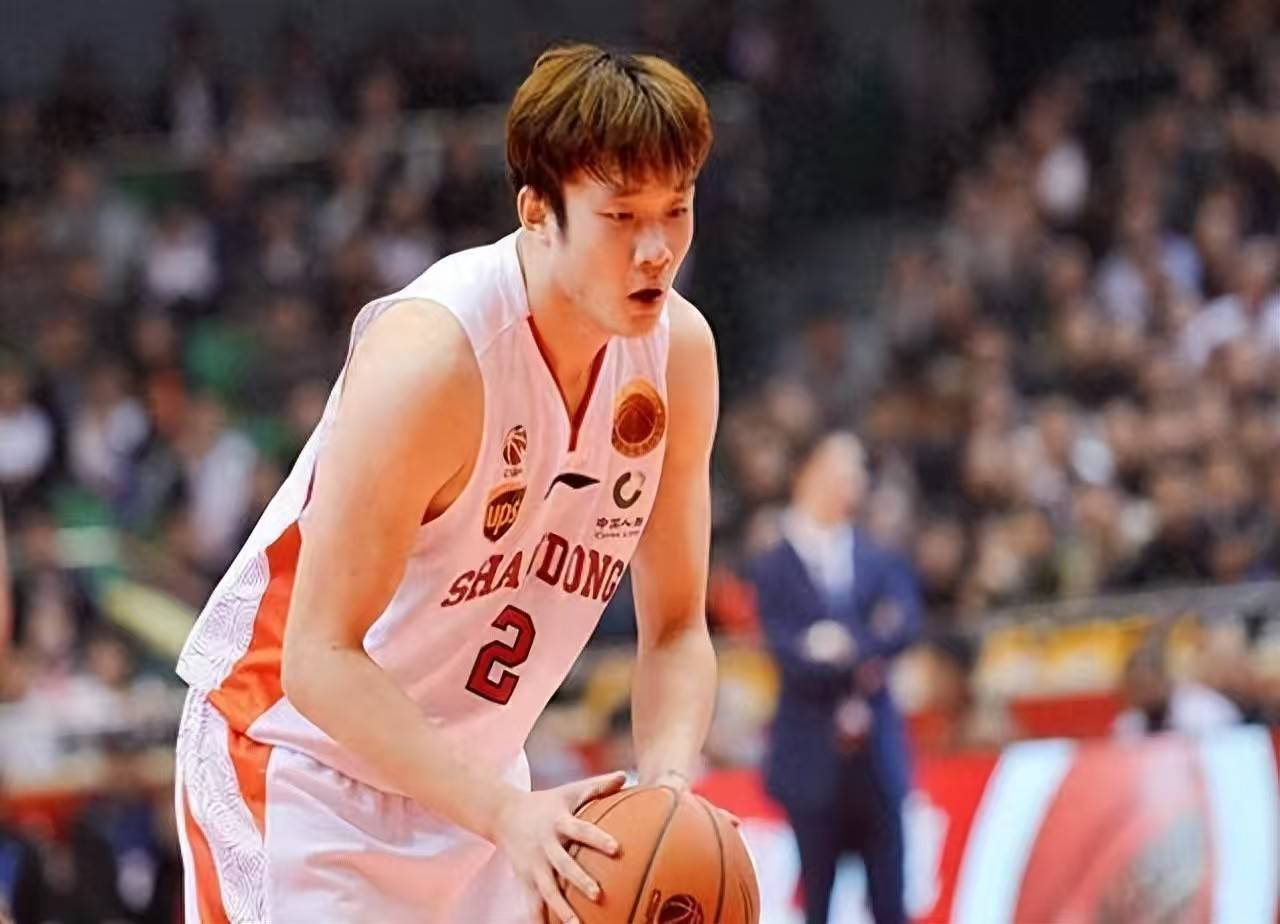 九游体育亚洲官网-四川男篮小胜广州，取得宝贵胜利