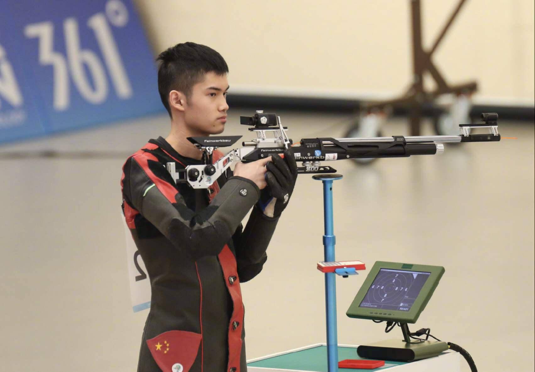 九游体育官网入口-射击选拔赛选手实力对抗，谁能笑到最后的简单介绍
