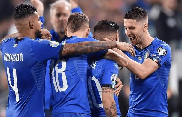 波兰队在欧预赛中保持不败!的简单介绍 波兰队在欧预赛中保持不败!的简单介绍