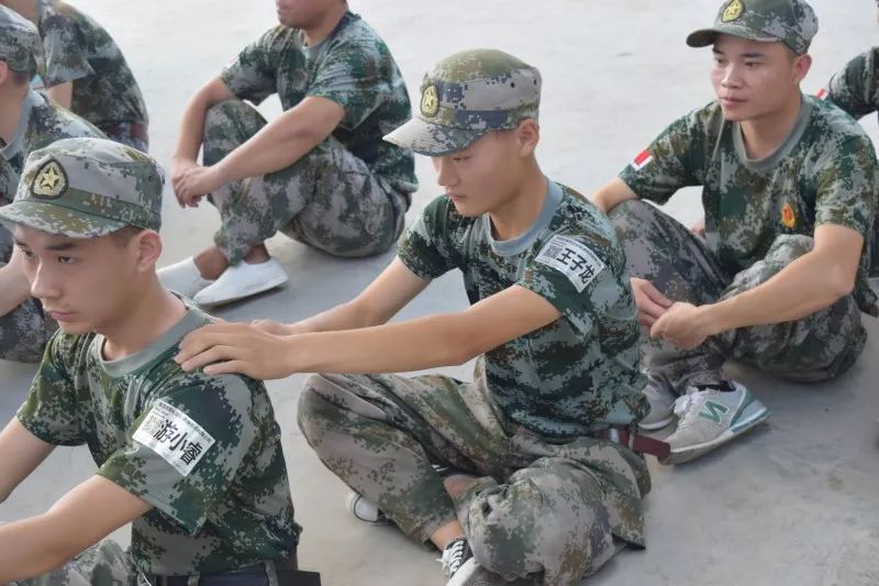 包含美国队再次登上巅峰，蓄势待发的词条