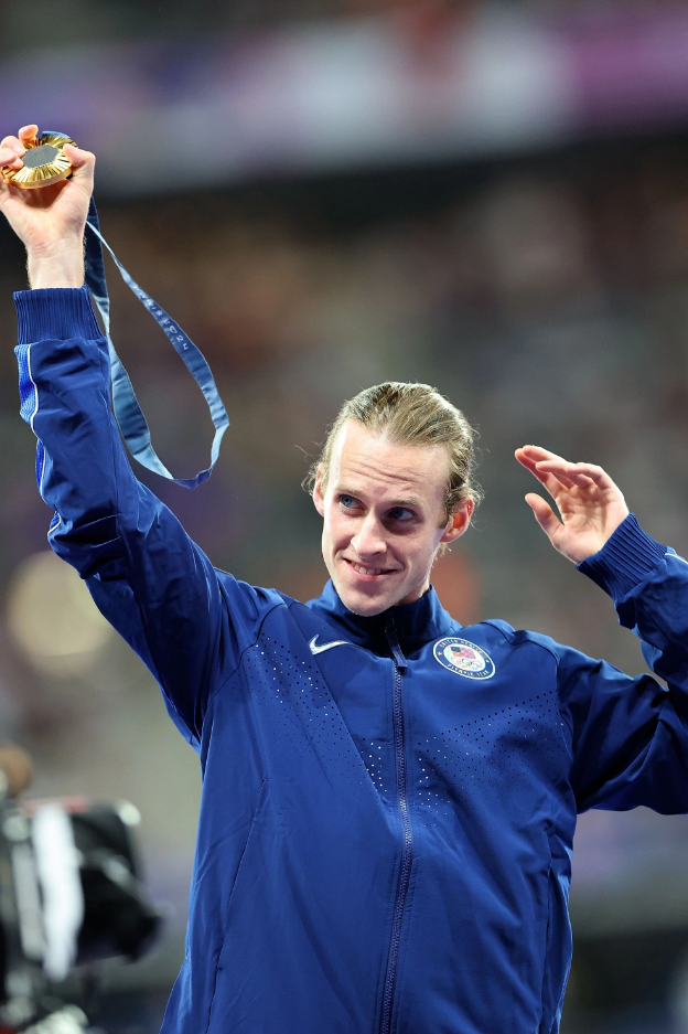 九游体育官方入口-美国夺得田径比赛金牌，运动员表现抢眼