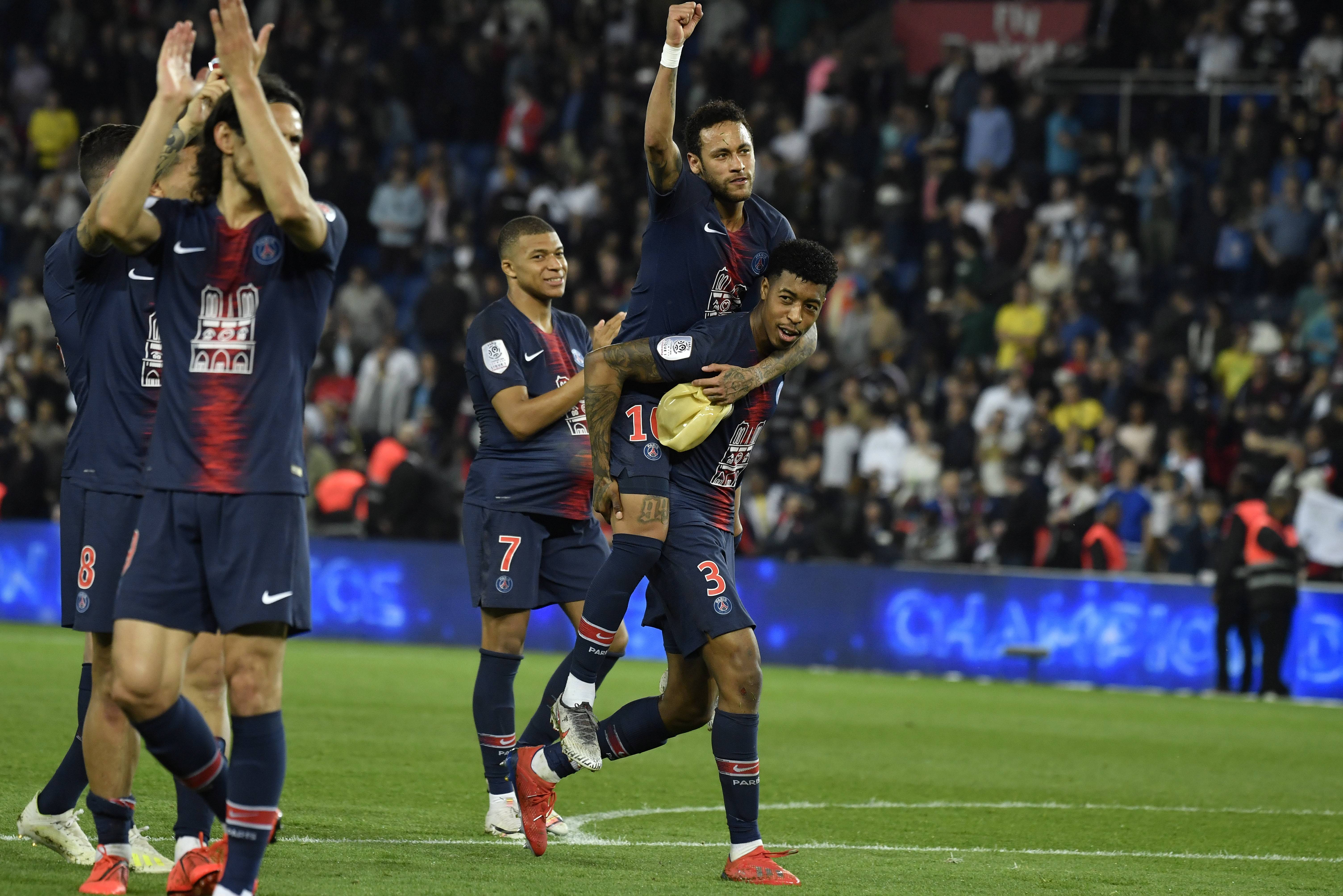 塞维利亚主场大胜，再次显露实力