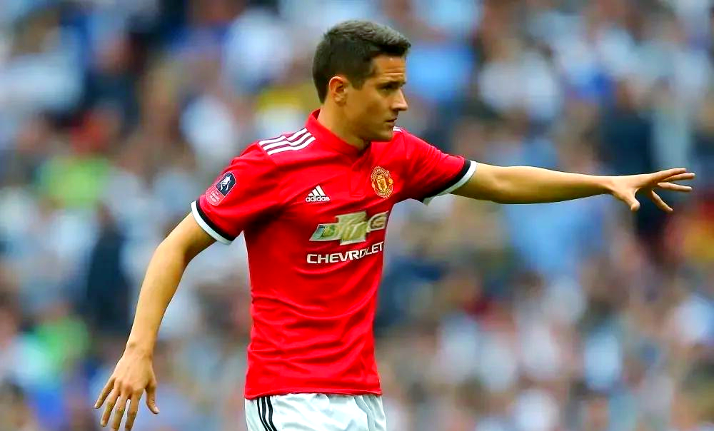 -埃雷拉在中场展现惊人表现助塞尔塔取胜的简单介绍