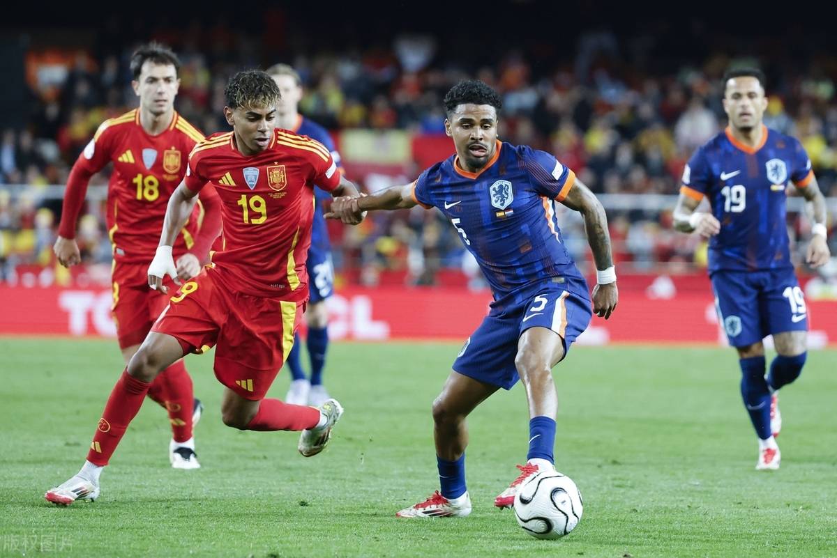 包含欧国联赛分区比赛过半黑马球队浮出水面的词条