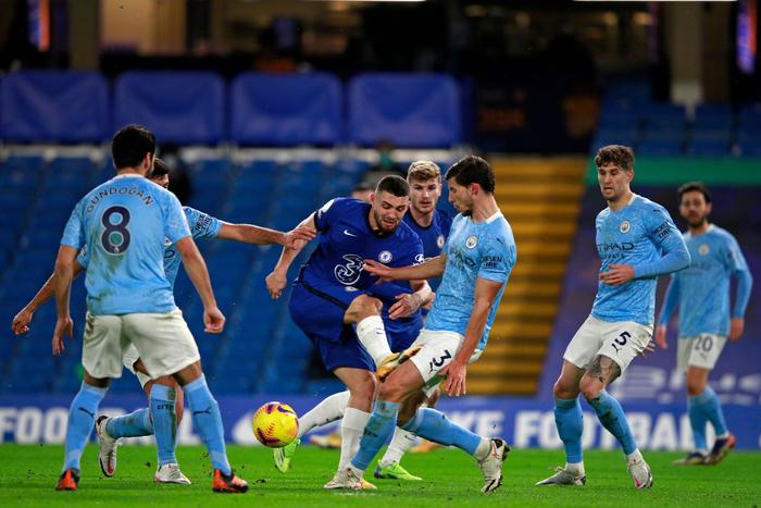 关于南安普顿客场大胜，提升积分榜排名的信息