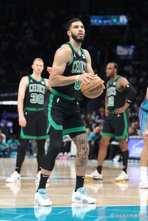 黄蜂客场输球，主教练表达失望的简单介绍