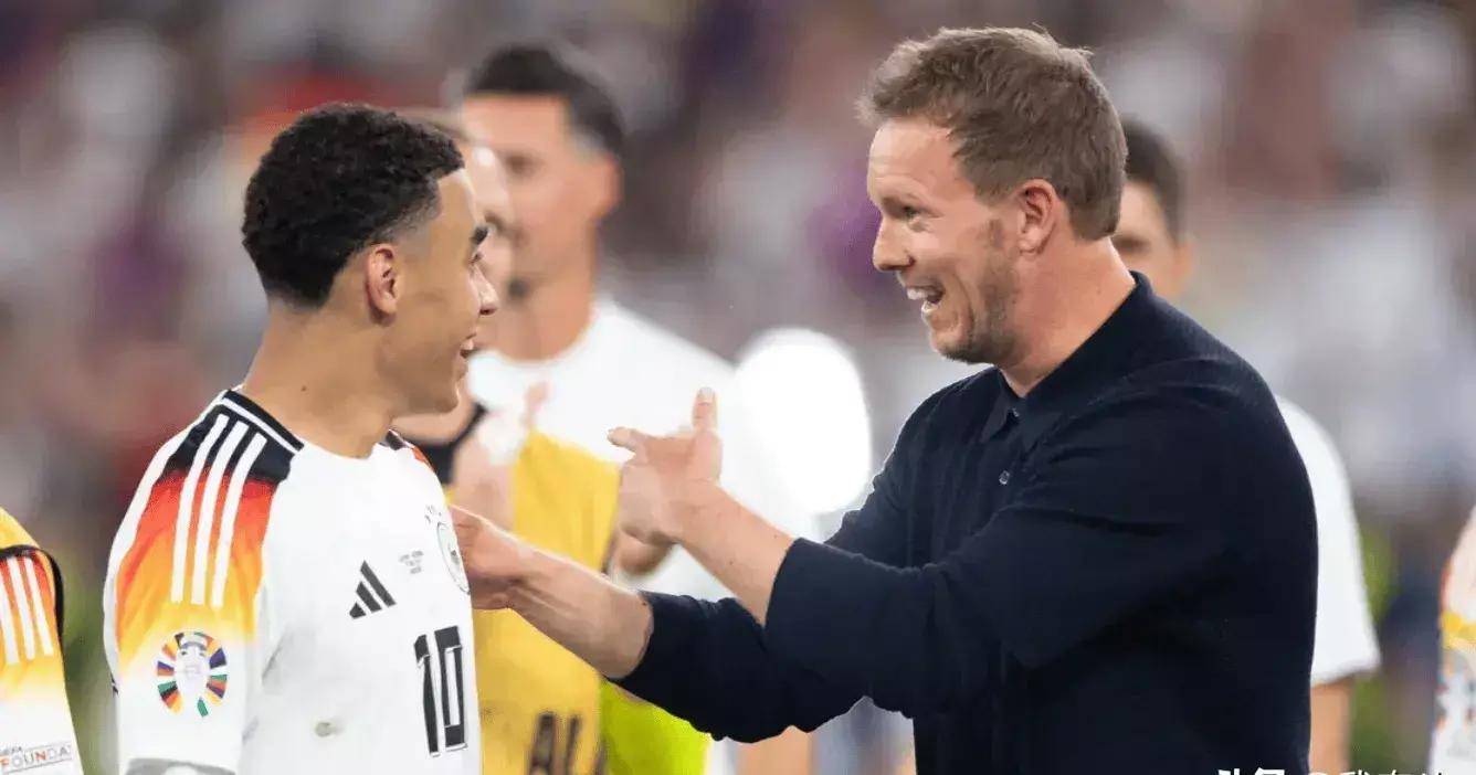 强强对话引发球迷狂热精彩纷呈的简单介绍