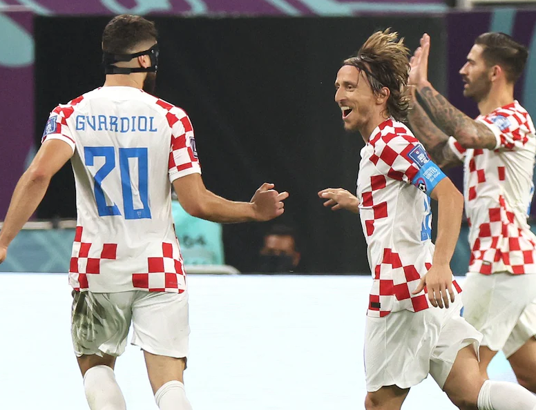 关于欧洲杯预选赛吸引众多球员：百态呈现的信息