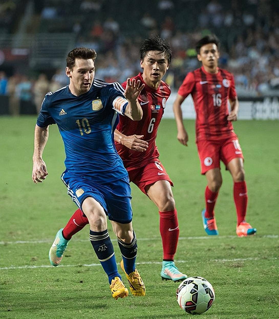 包含波黑客场惨败阿尔及利亚，积分遭受打击的词条