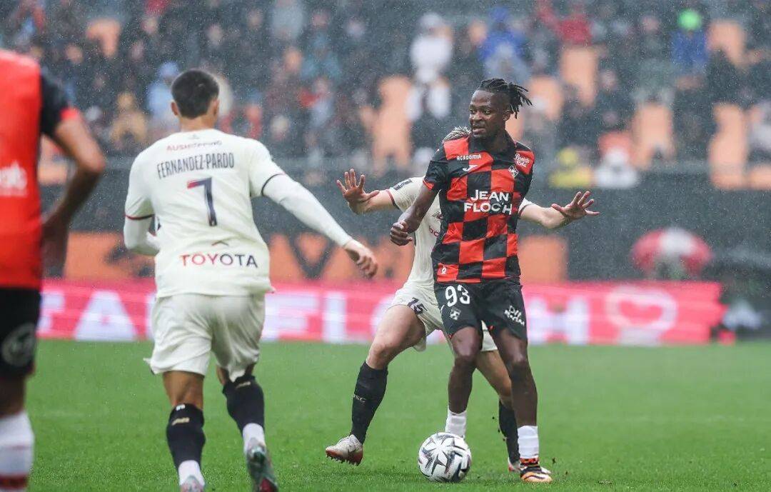 -关于里尔胜过来自里昂的挑战，法甲气势如虹的信息