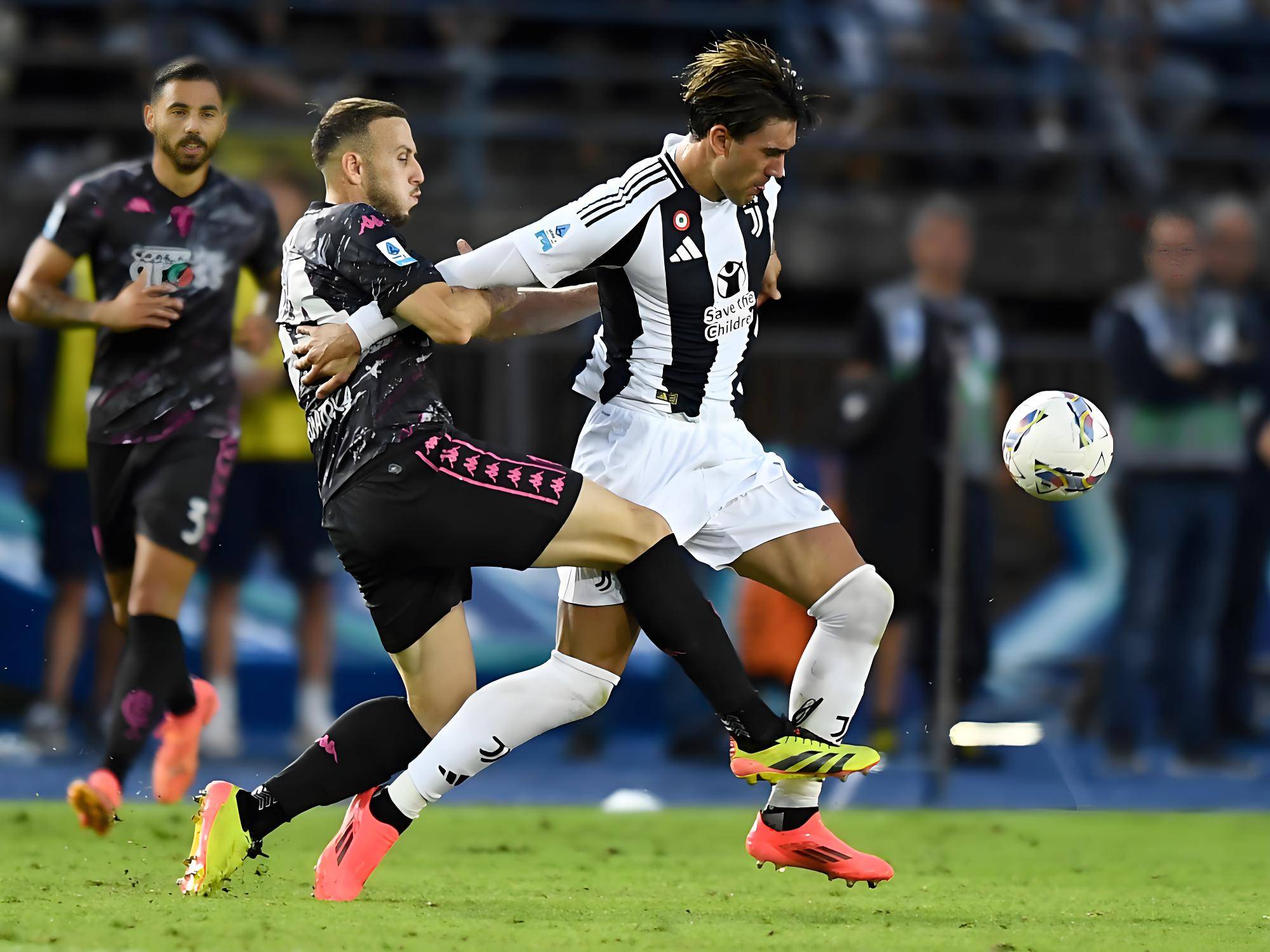 尤文图斯在欧冠比赛中逆转局势