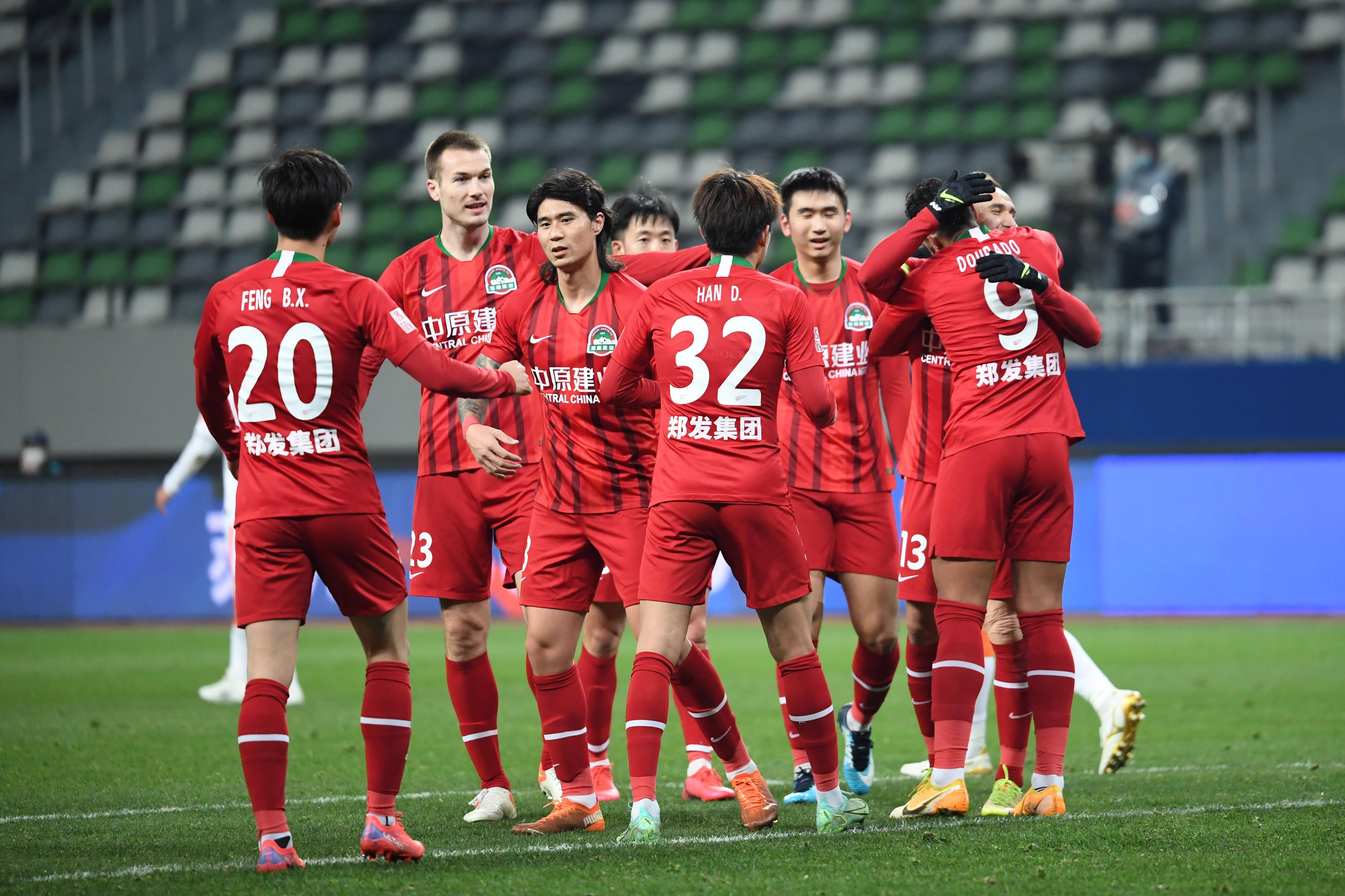 九游体育在线登录-包含深圳赛区突破，球队整体表现亮眼的词条